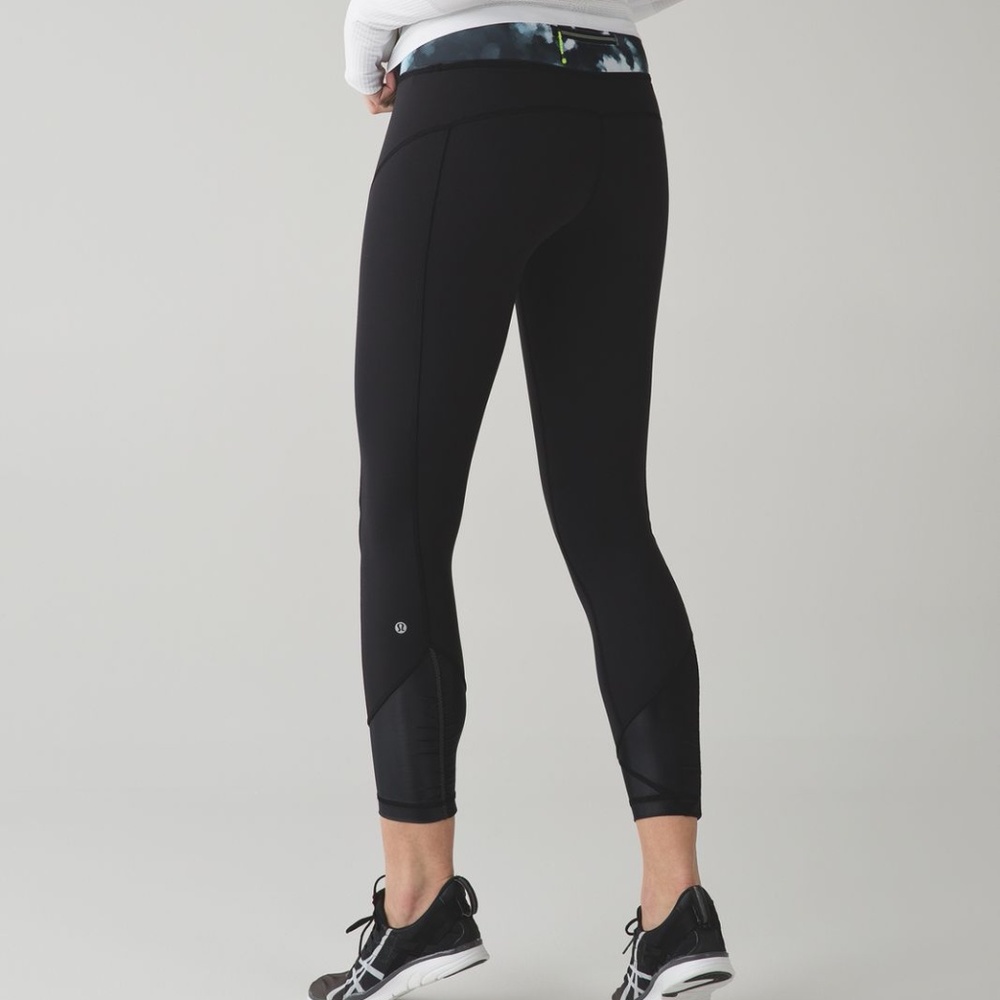 Lululemon Pace Queen Tight - Size 8